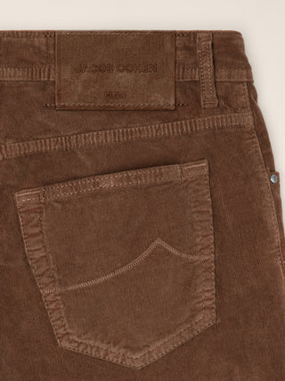 Bard - Pants in Stretch Thin Ribbed Corduroy