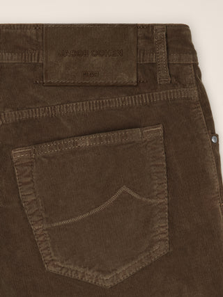 Bard - Pants in Stretch Thin Ribbed Corduroy