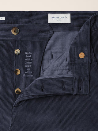Justin – Pants in Corduroy