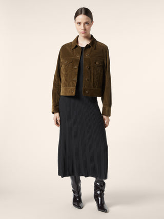 Kleid aus Wolle mit geripptem Glatt-Rechts-Strickverarbeitung