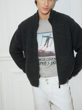 LOOK_28_65d8eac8-52f6-492a-8ef6-a2430c53fb51