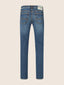 Bard Regular-Slim 5 Pocket Jeans in Medium Blue Comfort Denim | Jacob Cohën | Details 3