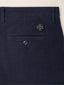 Pantalone chino Bobby slim in raso stretch di cotone blu navy | Jacob Cohën | Details 3