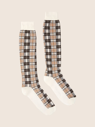 Lange, kamelbraune Strümpfe in kariertem Gewebe aus Baumwolle und Kaschmir