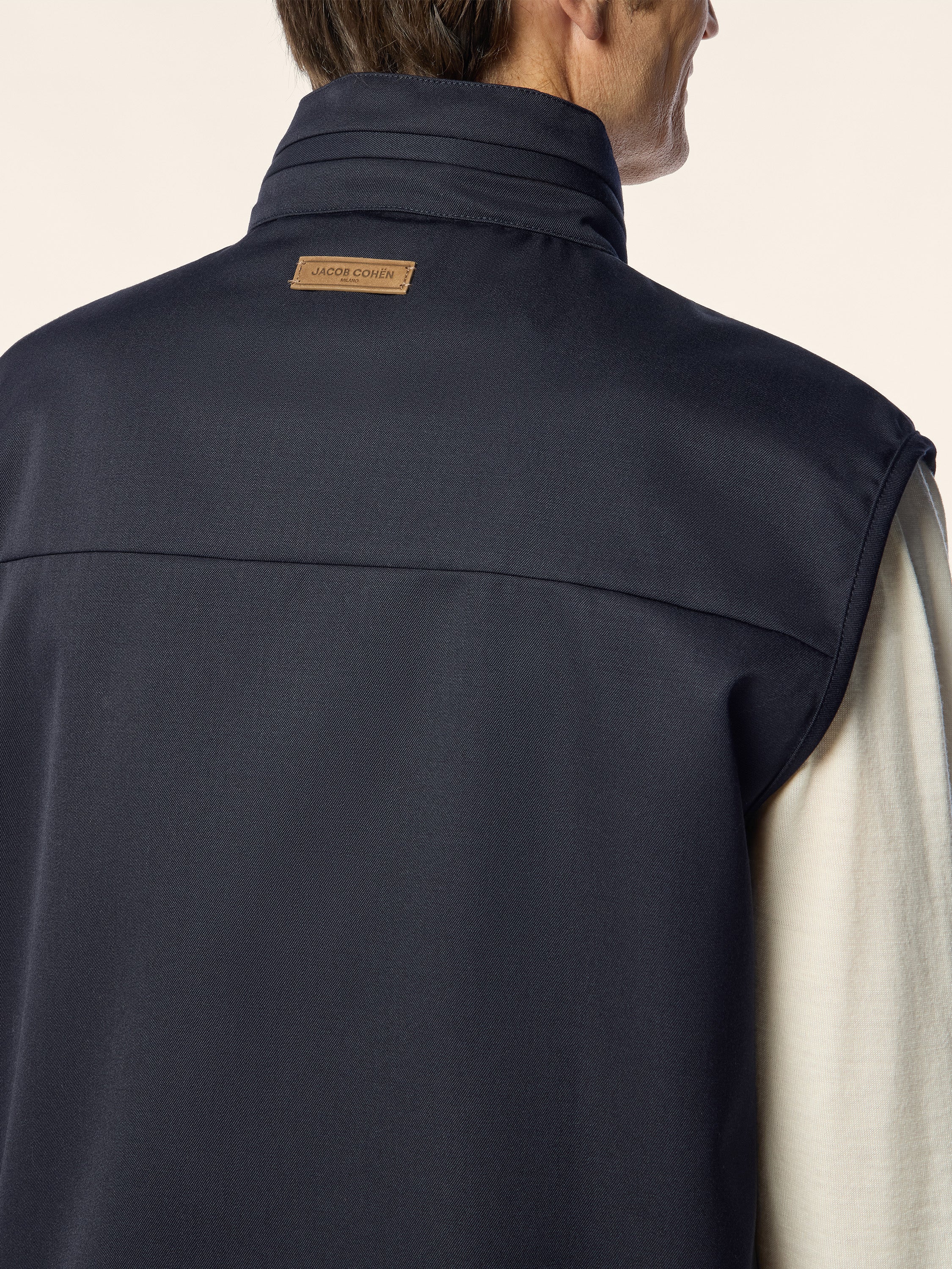 Sleeveless Vest in Tobacco Wool Gabardine | Jacob Cohën
