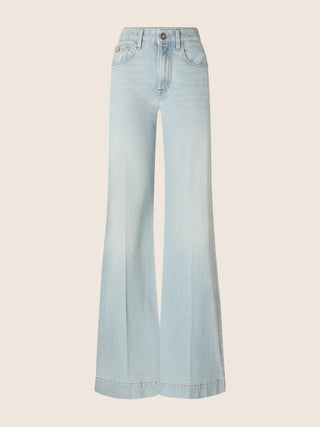 Jackie Palazzo 5 Pocket Jeans in Light Blue Cotton and Lyocell Comfort Denim with Vintage Wash