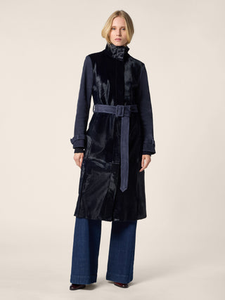 Cappotto midi in cavallino e suede colore blu notte 2