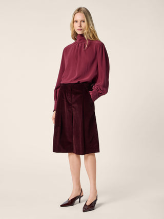 Ivy Bermuda Pants in Burgundy Wide-Rib Cotton Corduroy 3