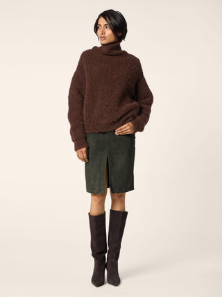 Pullover mit hohem Kragen in braunem Bouclé-Gewebe aus Alpakagemisch mit Wolldetails 2