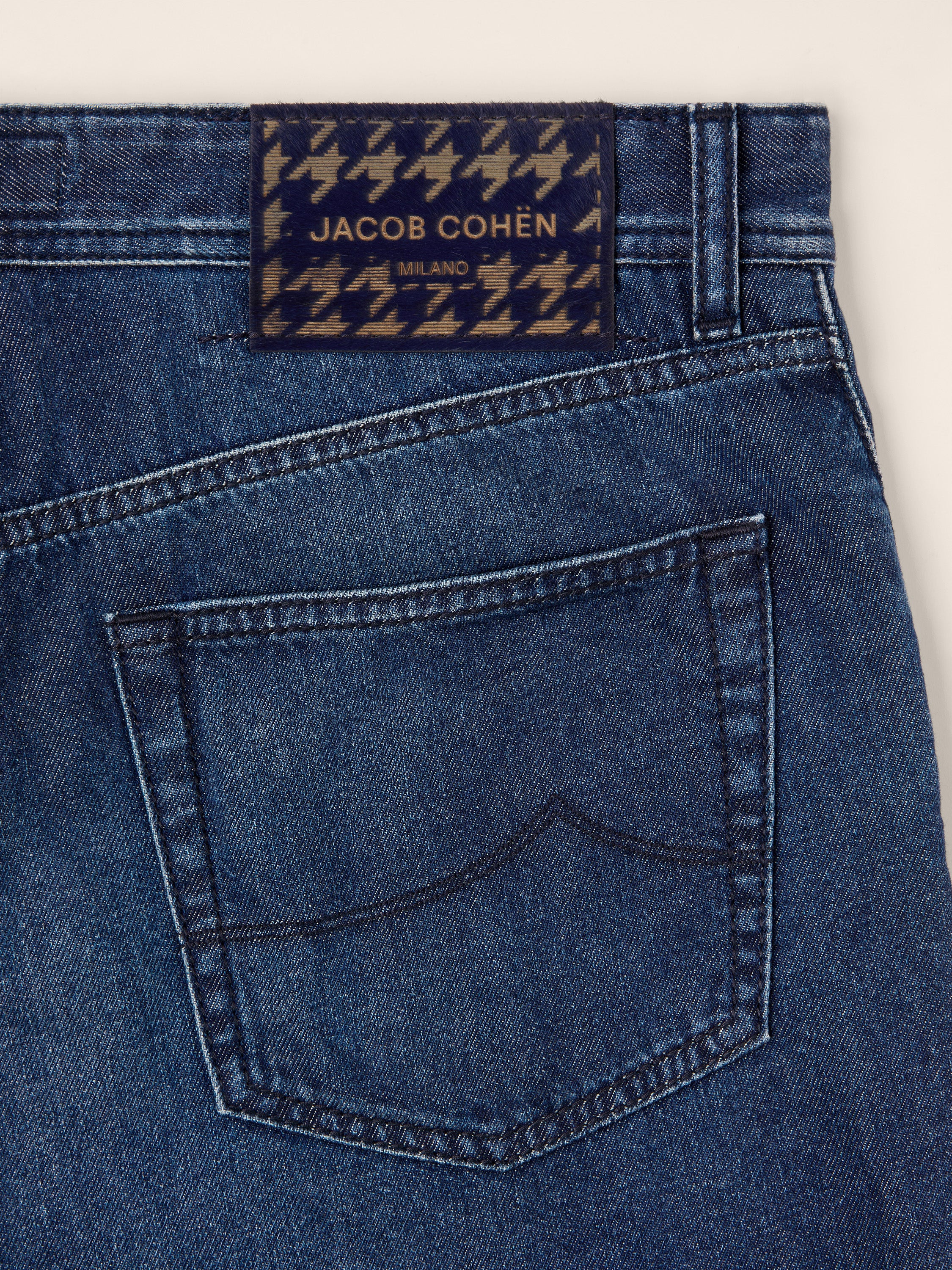 Men's Straight Leg Jeans: Authentic & Premium | Jacob Cohën