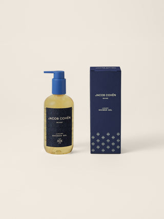 Iconic Indian Wood Jacob Cohën Bodycare Shower Gel 2